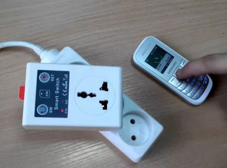 Умная розетка SMS GSM Switch SC1